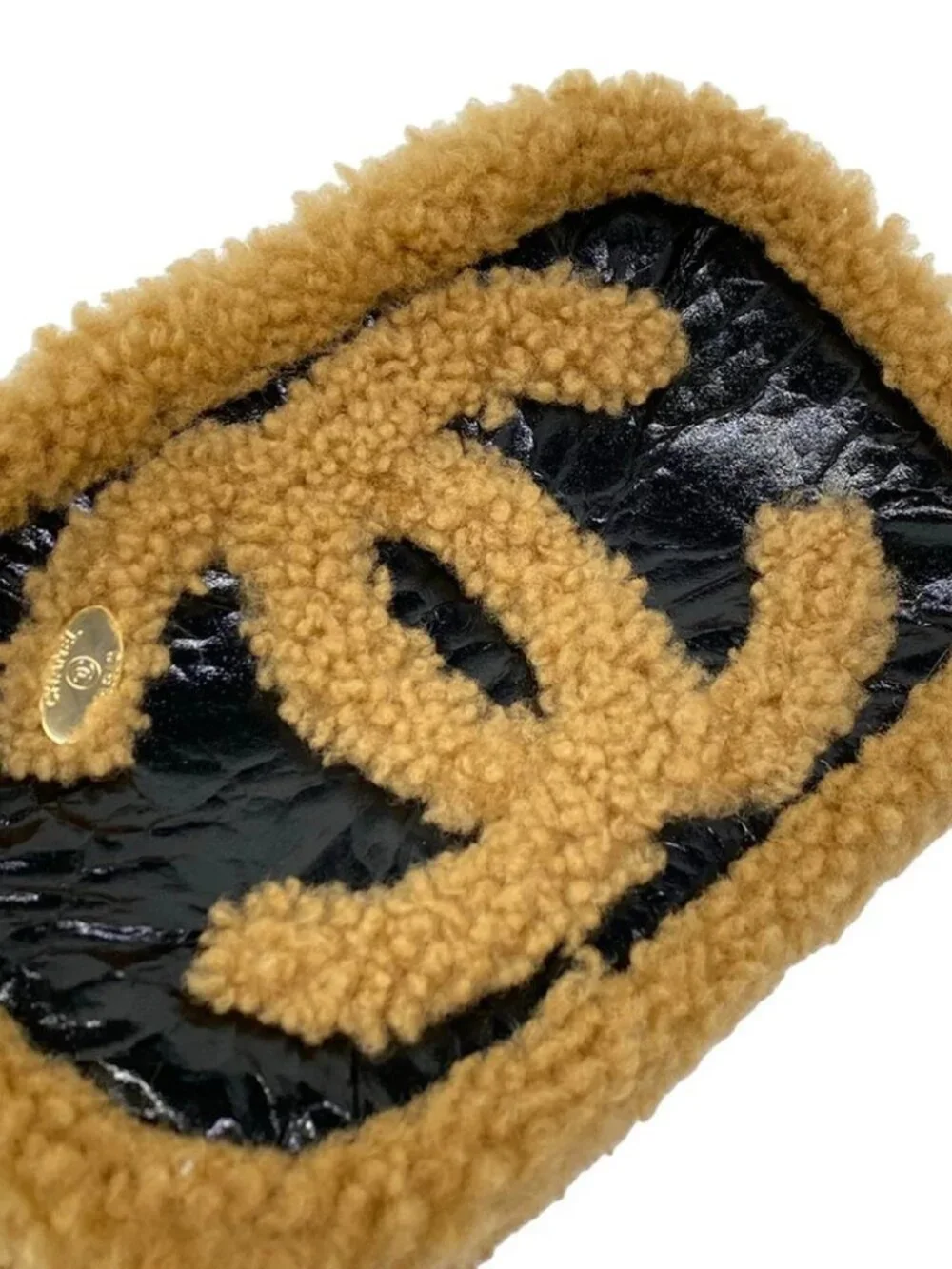 CHANEL CC Fan Black Light Brown Crumpled Sheepskin / Sheared Mouton Bum Bag